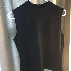 St. John Basic Tank Top
